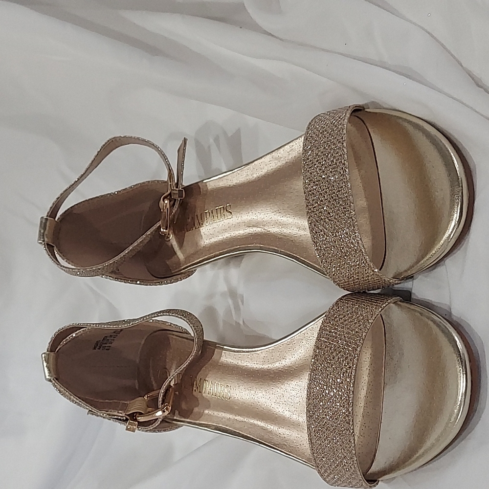 Dream Pairs shoes brand new